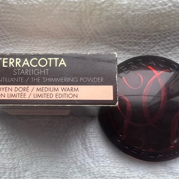 Guerlain Terracotta Starlight Bronzing Powder ( Gently used ) - Picture 3 of 3
